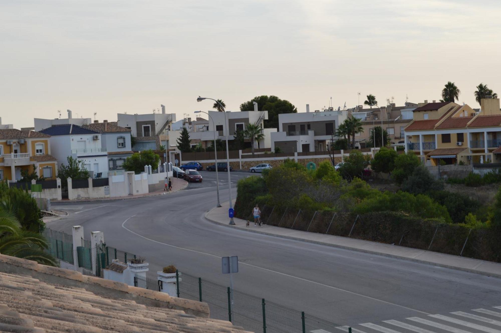Апартаменты Residencial Torrealmar Con Vistas Торевьиа Экстерьер фото