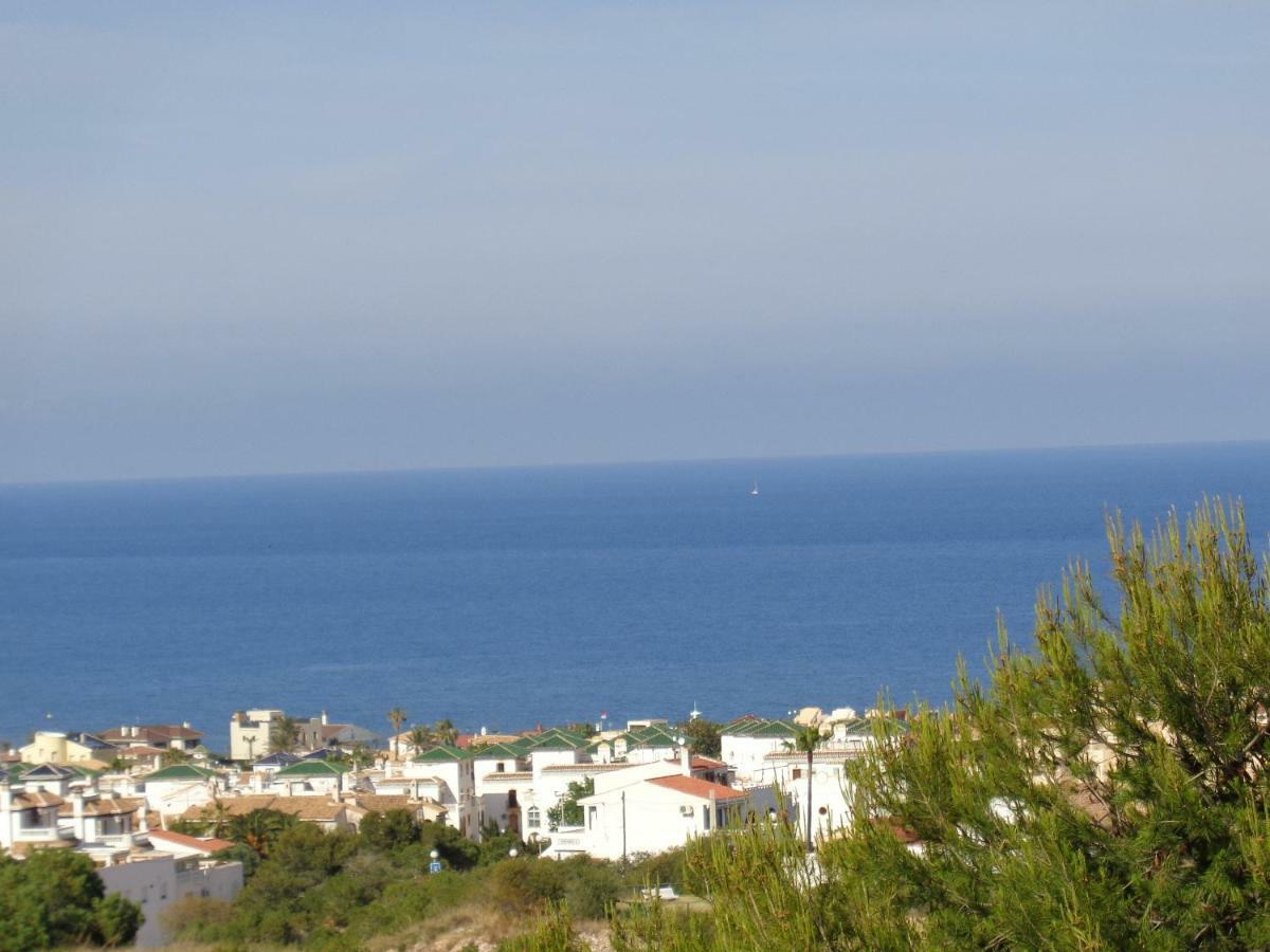 Апартаменты Residencial Torrealmar Con Vistas Торевьиа Экстерьер фото